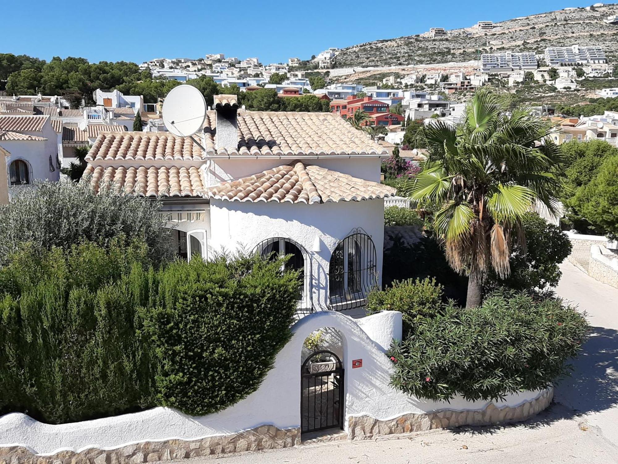 Casita De La Cumbre - Comfortable Holiday Home Near Cala Moraig *